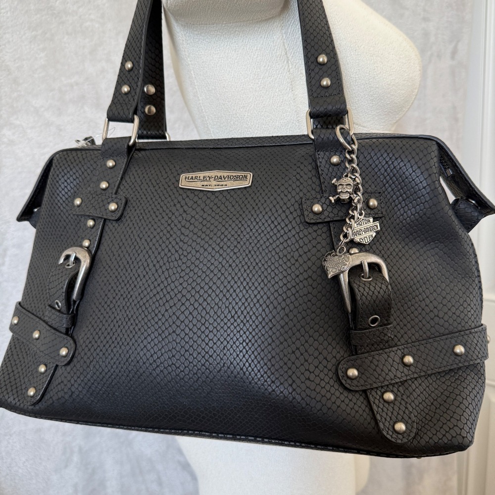 Harley-Davidson Black Snakeskin Embossed Leather Studded shoulder Bag Skull